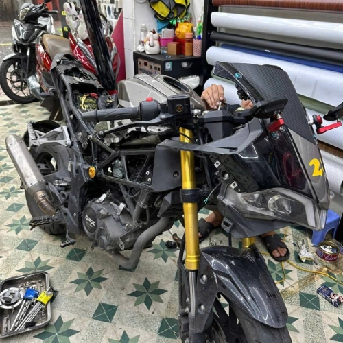 DEMON 150 Wrap Đổi Màu Đen kim tuyến 