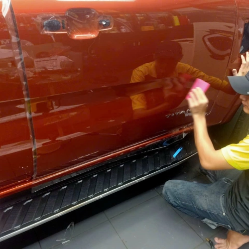 SHOP CÓ NHẬN DÁN XE OTO TẠI NHÀ