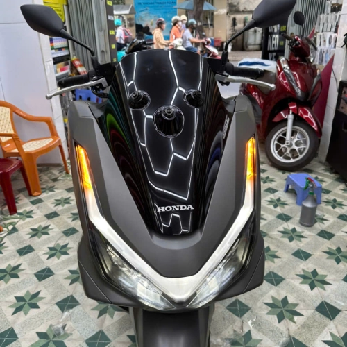 DECaL 39 – Trung tâm dán xe chuyên nghiệp tại Tân Bình