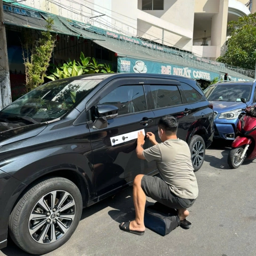 Tem Cắt Chất Liệu PVC 3LỚP